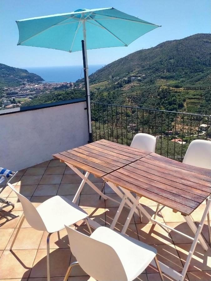 Trilocale In Dimora Tipica Appartement Montale  Buitenkant foto