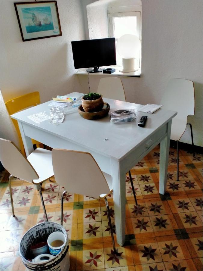 Trilocale In Dimora Tipica Appartement Montale  Buitenkant foto